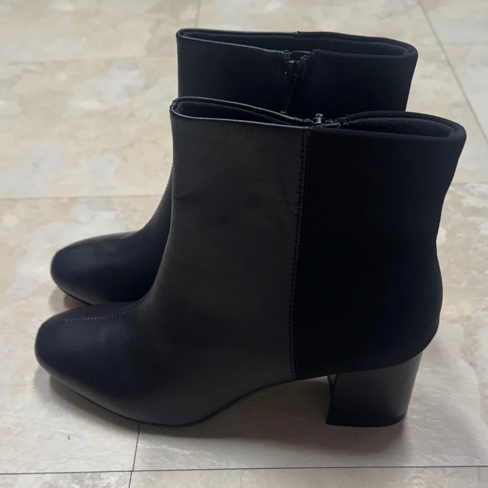 Clarks NEW 9.5 Chantelle Stone Womens Black Leather Ankle & Booties Boots shoes - Picture 4 of 12